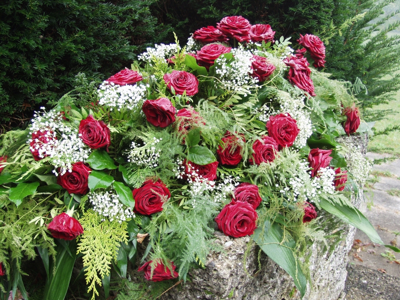 funeraire-TOUDON-min_roses-61203